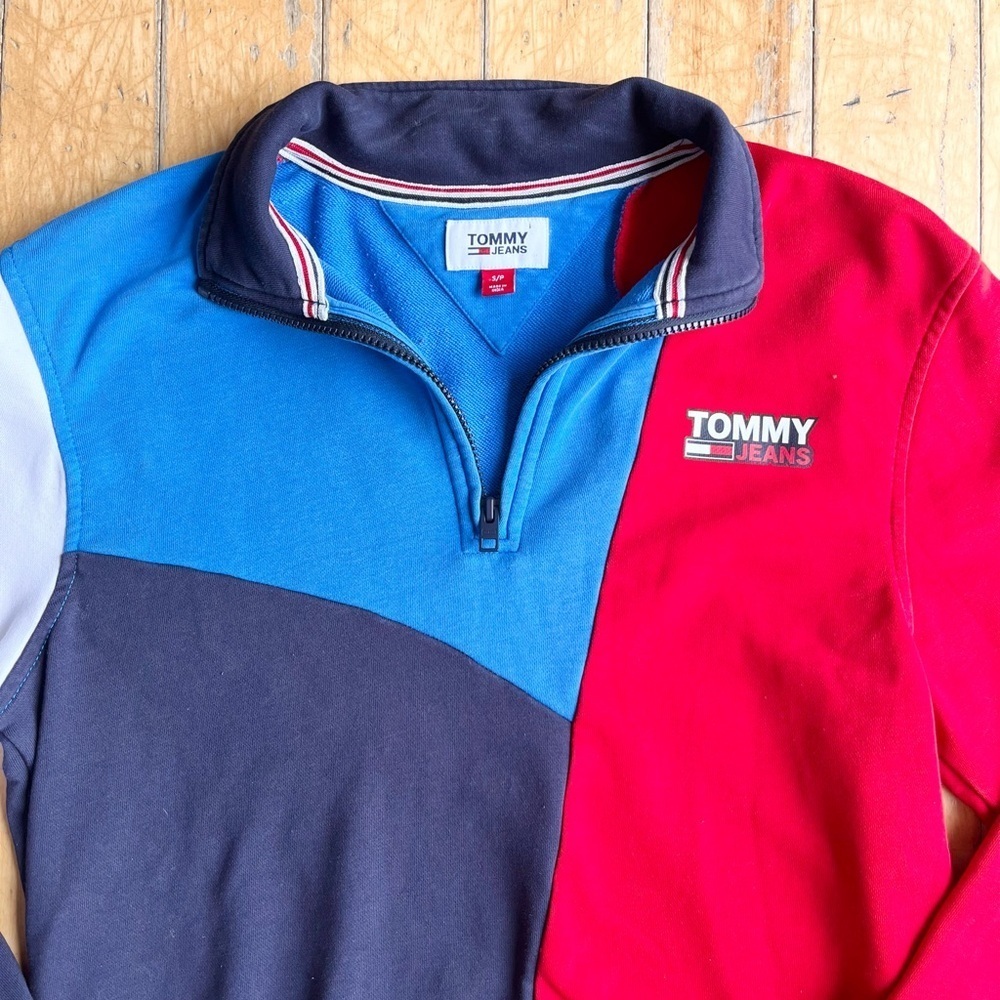 Tommy Hilfiger Colorblock Vintage Style Loose Quarter-Zip Sweatshirt Size Small - Picture 3 of 6